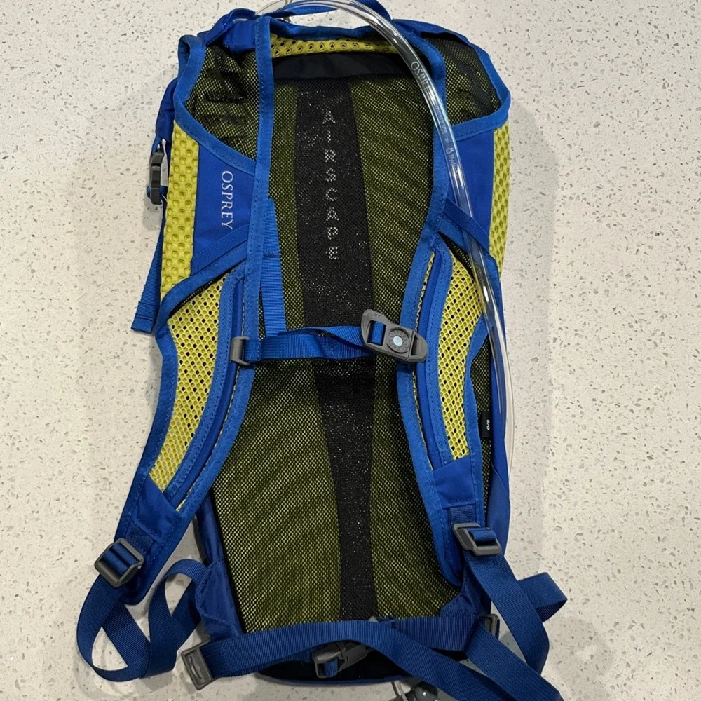 Osprey Siskin 8 Hydration Pack Men's Hiking Biking with Reservoir - Postal Blue